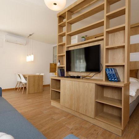 La Bella Centrum Apartmanok Piros/Sarga Hévíz Dış mekan fotoğraf