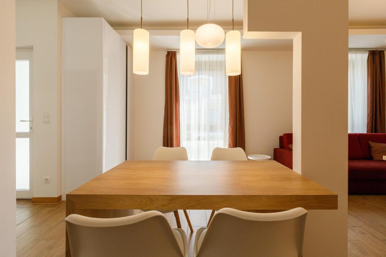 La Bella Centrum Apartmanok Piros/Sarga Hévíz Dış mekan fotoğraf