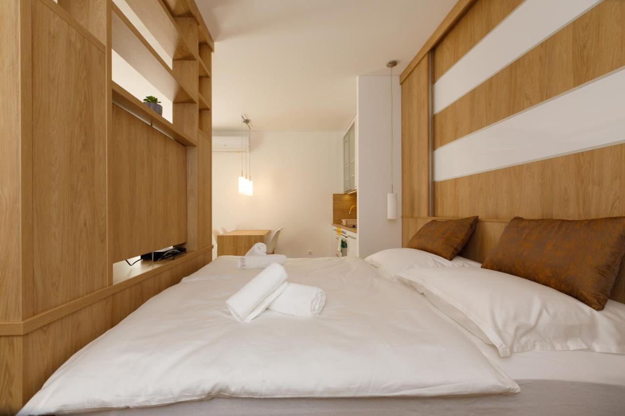 La Bella Centrum Apartmanok Piros/Sarga Hévíz Dış mekan fotoğraf